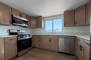 705 N Orange Ave, Castle Dale, UT 84513 - Photo 4