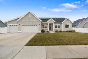 611 S Chamberlain St, Mapleton, UT 84664 - Photo 2