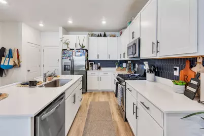 4961 W Willowstone Dr N, Highland, UT 84003 - Photo 8