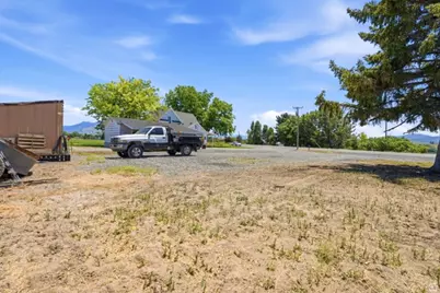1025 E Main St, Wellsville, UT 84339 - Photo 26