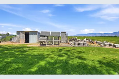 1025 E Main St, Wellsville, UT 84339 - Photo 20