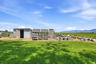 1025 E Main St, Wellsville, UT 84339 - Photo 20