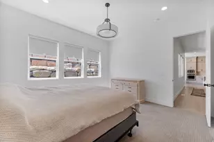403 N Pinnacle Ct W, Saratoga Springs, UT 84045 - Photo 14