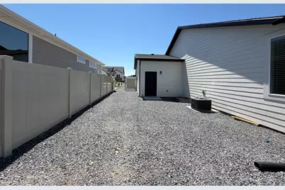 1272 W 3200 S, Perry, UT 84302 - Photo 36