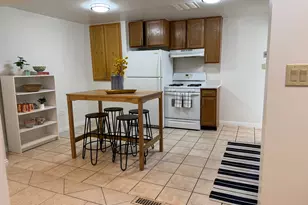1068 S Glendale Cir W, Salt Lake City, UT 84104 - Photo 6