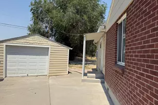 1068 S Glendale Cir W, Salt Lake City, UT 84104 - Photo 22