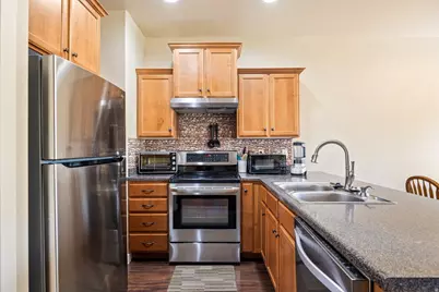 1464 N La Palma Pl, Saratoga Springs, UT 84045 - Photo 8