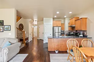 1464 N La Palma Pl, Saratoga Springs, UT 84045 - Photo 6