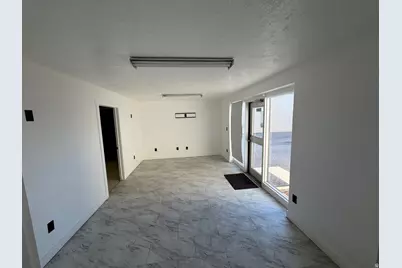 1605 W 2100 S, Salt Lake City, UT 84119 - Photo 8