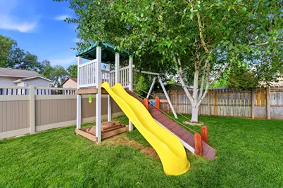 645 W 2250 N, West Bountiful, UT 84087 - Photo 28