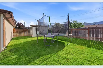 645 W 2250 N, West Bountiful, UT 84087 - Photo 24