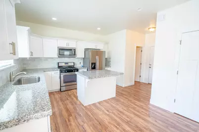 217 N 590 E, Vineyard, UT 84059 - Photo 6