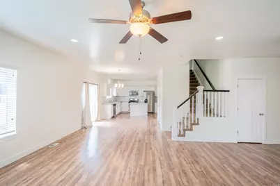 217 N 590 E, Vineyard, UT 84059 - Photo 2