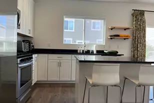 351 E Sandstone Ln E, Saratoga Springs, UT 84045 - Photo 4