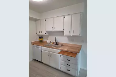 1580 E 900 S #D, Clearfield, UT 84015 - Photo 6