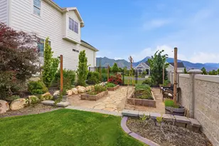11731 N Broadleaf Hollow Ln, Highland, UT 84003 - Photo 48