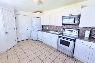 1504 N Reid Dr, Layton, UT 84041 - Photo 12