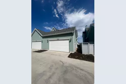 11332 S Offshore Way W #359, South Jordan, UT 84009 - Photo 2