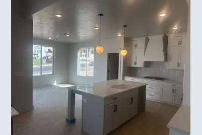 1477 S 10 E, Salem, UT 84653 - Photo 4