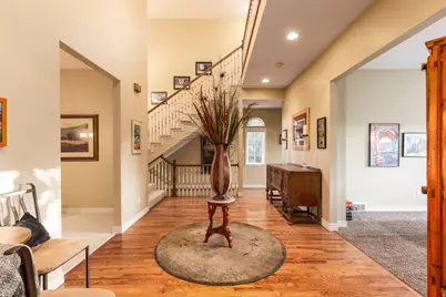 13 La Montagne Ln, Sandy, UT 84092 - Photo 8