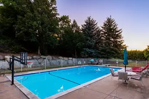 13 La Montagne Ln, Sandy, UT 84092 - Photo 6