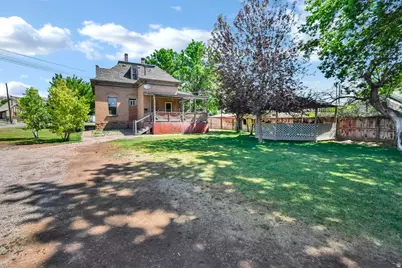 147 W 200 N, Richfield, UT 84701 - Photo 28
