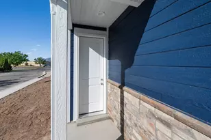 2848 W 4075 S, Roy, UT 84067 - Photo 4