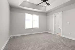 2848 W 4075 S, Roy, UT 84067 - Photo 10