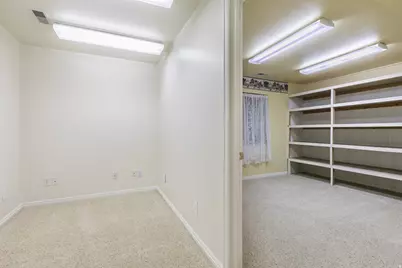 2374 E Summerspring Ln, Salt Lake City, UT 84124 - Photo 16