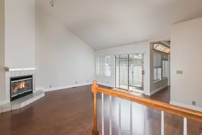 2374 E Summerspring Ln, Salt Lake City, UT 84124 - Photo 4