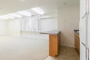2374 E Summerspring Ln, Salt Lake City, UT 84124 - Photo 12