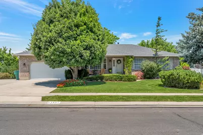 1386 W Bristol Ridge Rd S, West Jordan, UT 84088 - Photo 1
