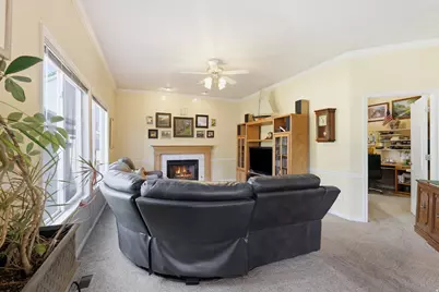 6261 S Vinecrest Dr, Salt Lake City, UT 84121 - Photo 14
