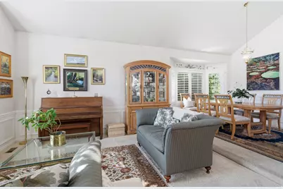 6261 S Vinecrest Dr, Salt Lake City, UT 84121 - Photo 4