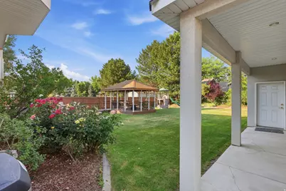 6261 S Vinecrest Dr, Salt Lake City, UT 84121 - Photo 40
