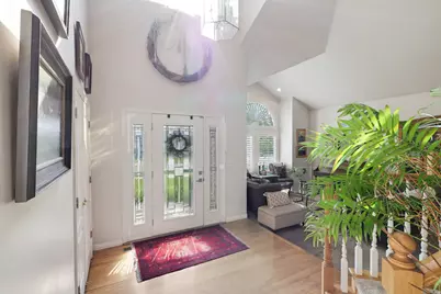 6261 S Vinecrest Dr, Salt Lake City, UT 84121 - Photo 2