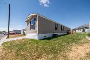 2491 N Hwy 89, Pleasant View, UT 84404 - Photo 26