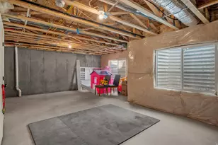4477 E Hurstbourne Dr, Eagle Mountain, UT 84005 - Photo 28