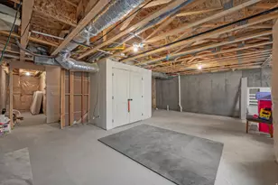 4477 E Hurstbourne Dr, Eagle Mountain, UT 84005 - Photo 30