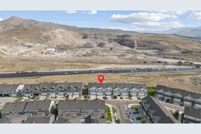 4477 E Hurstbourne Dr, Eagle Mountain, UT 84005 - Photo 40