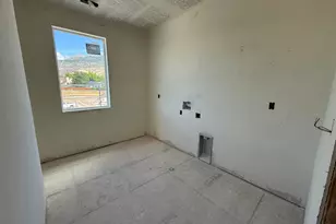 1625 N 320 E, Orem, UT 84057 - Photo 10