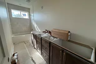 1625 N 320 E, Orem, UT 84057 - Photo 12
