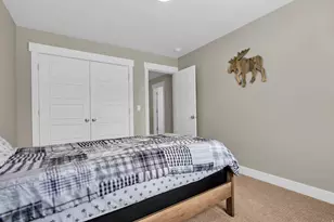 2873 S Puddle Ln, Saratoga Springs, UT 84045 - Photo 32