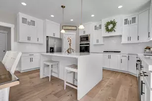 2873 S Puddle Ln, Saratoga Springs, UT 84045 - Photo 16
