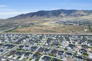 2873 S Puddle Ln, Saratoga Springs, UT 84045 - Photo 46