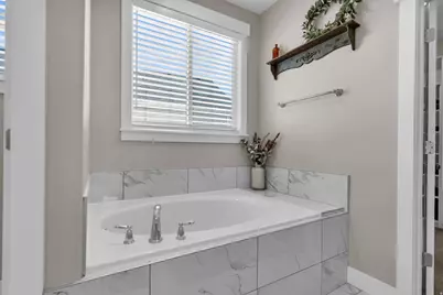 2873 S Puddle Ln, Saratoga Springs, UT 84045 - Photo 24