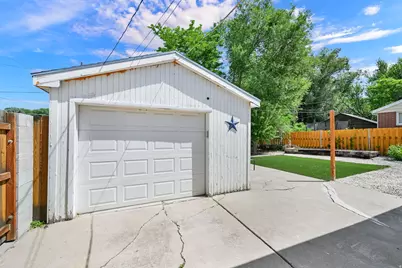 253 Chestnut Ln, Logan, UT 84321 - Photo 32