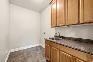 3113 W Uinta Pines Cir S, South Jordan, UT 84095 - Photo 24