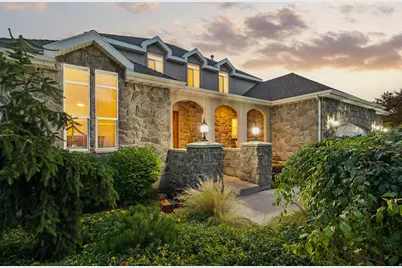 3113 W Uinta Pines Cir S, South Jordan, UT 84095 - Photo 2