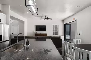 1460 S Windsor Parkway, Hurricane, UT 84737 - Photo 14